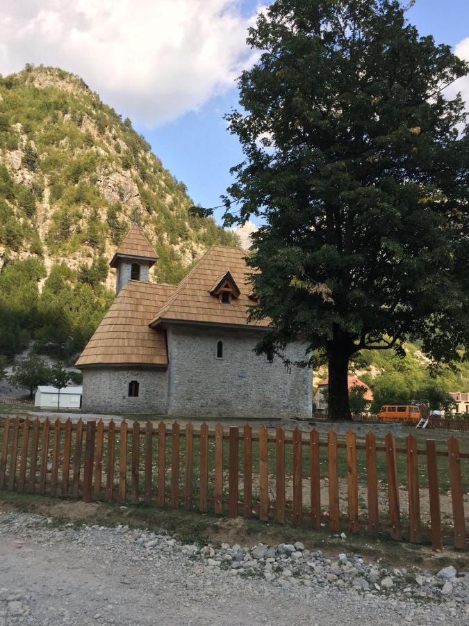 Bed and Breakfast Bujtina Pllumi Theth Zewnętrze zdjęcie