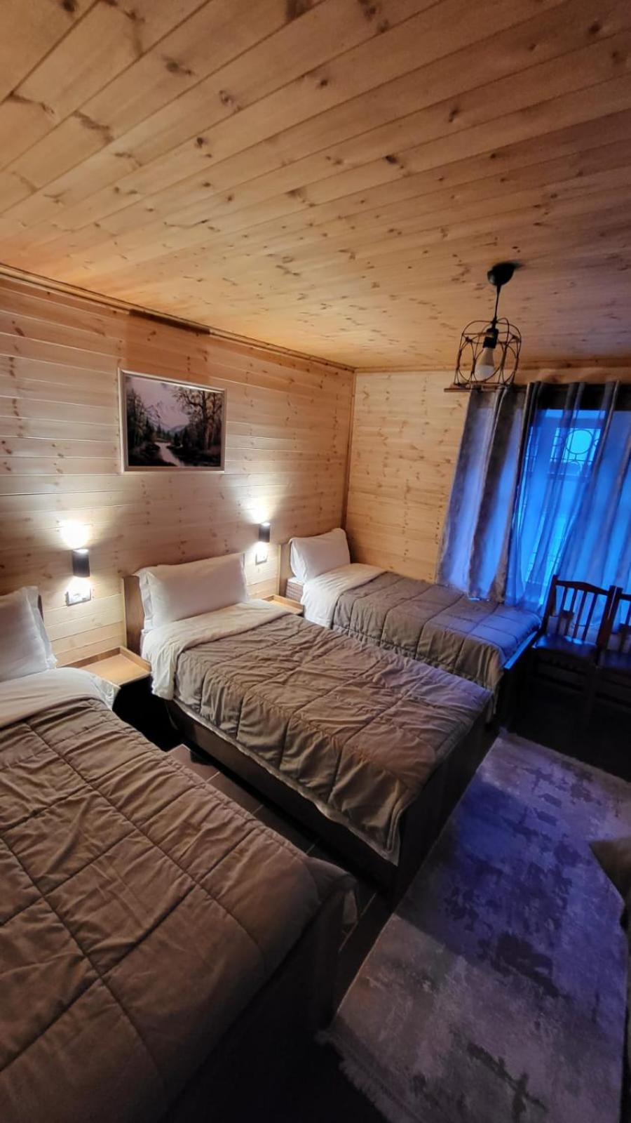 Bed and Breakfast Bujtina Pllumi Theth Pokój zdjęcie