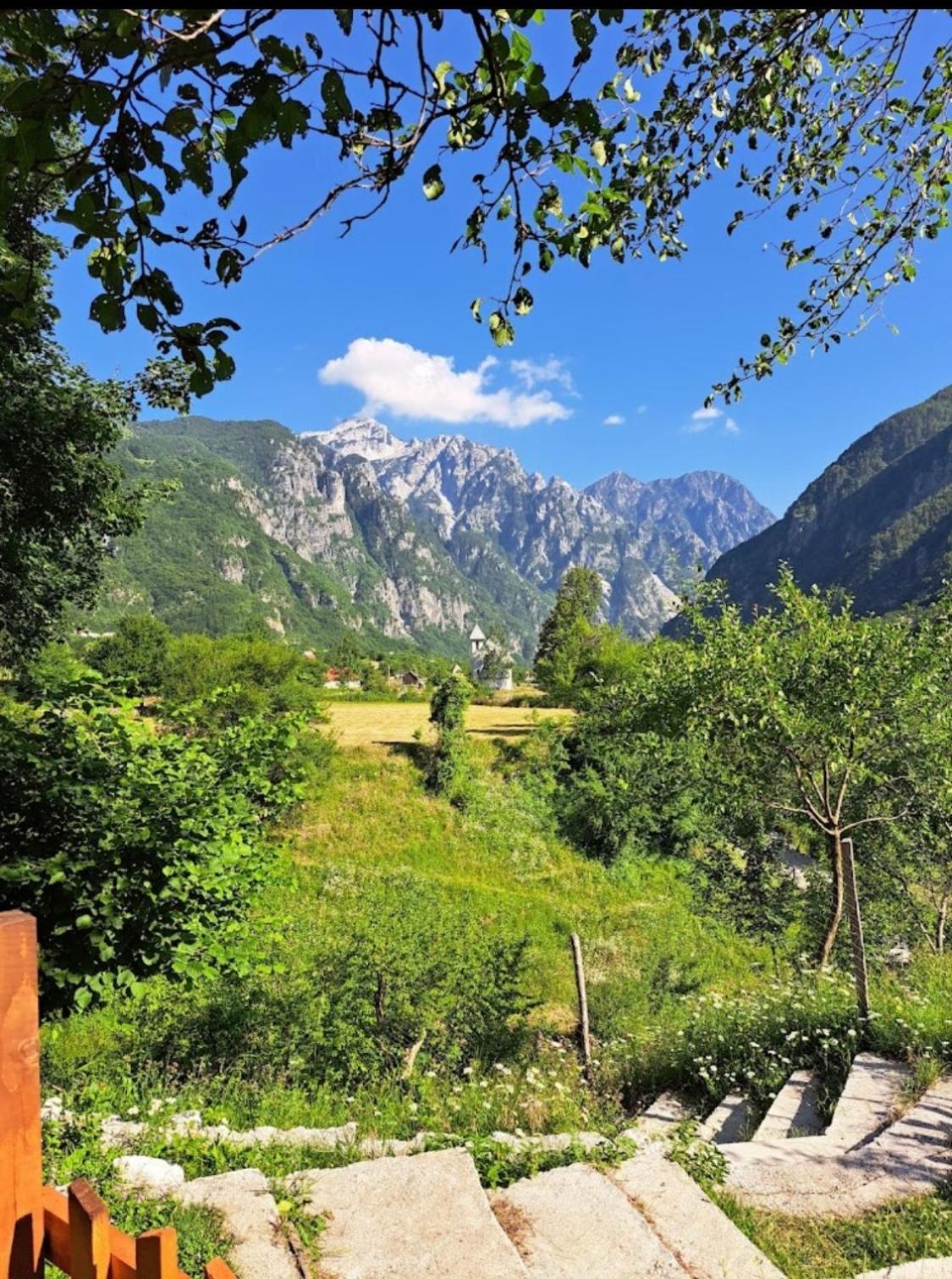 Bed and Breakfast Bujtina Pllumi Theth Zewnętrze zdjęcie