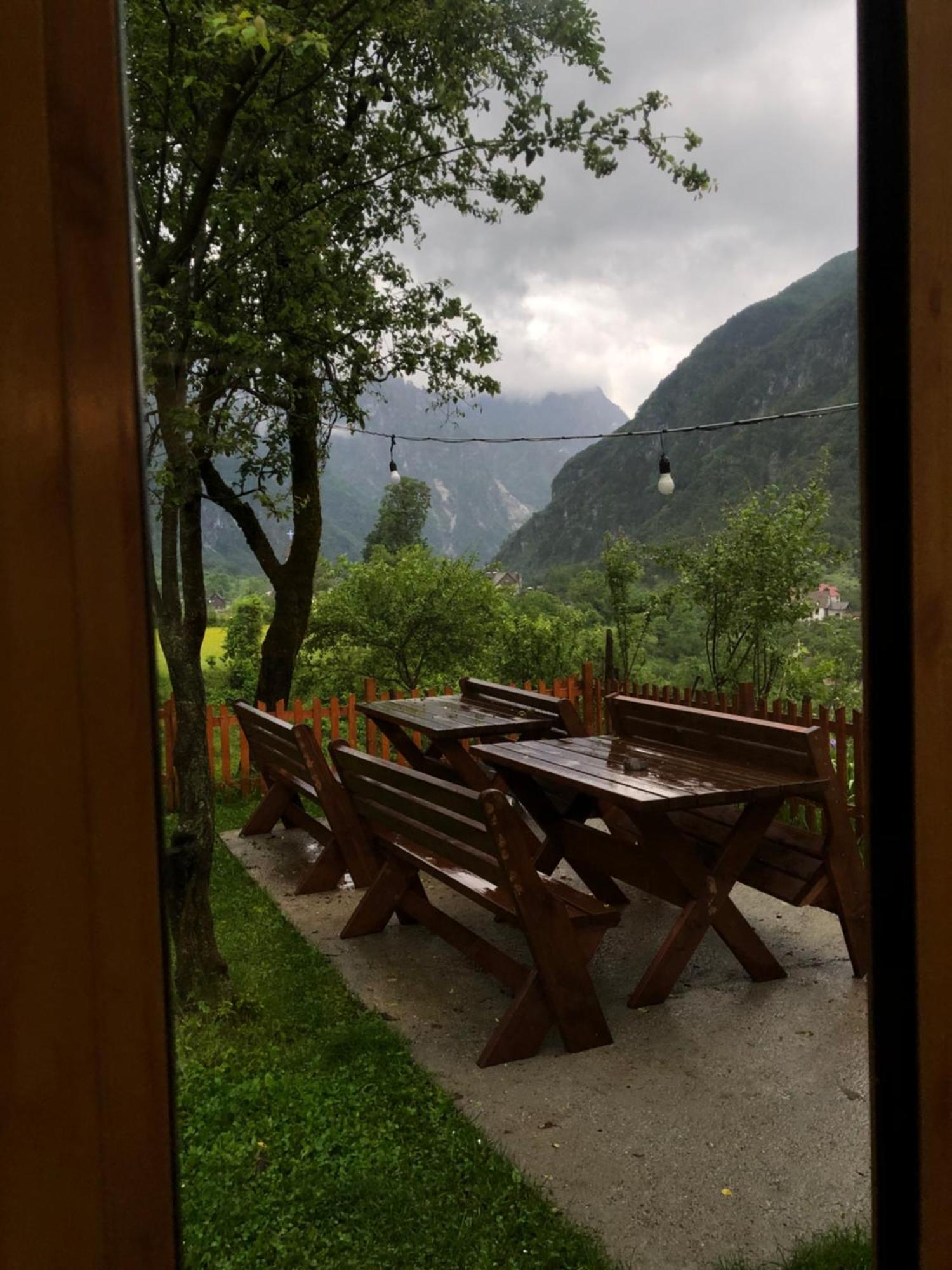 Bed and Breakfast Bujtina Pllumi Theth Zewnętrze zdjęcie